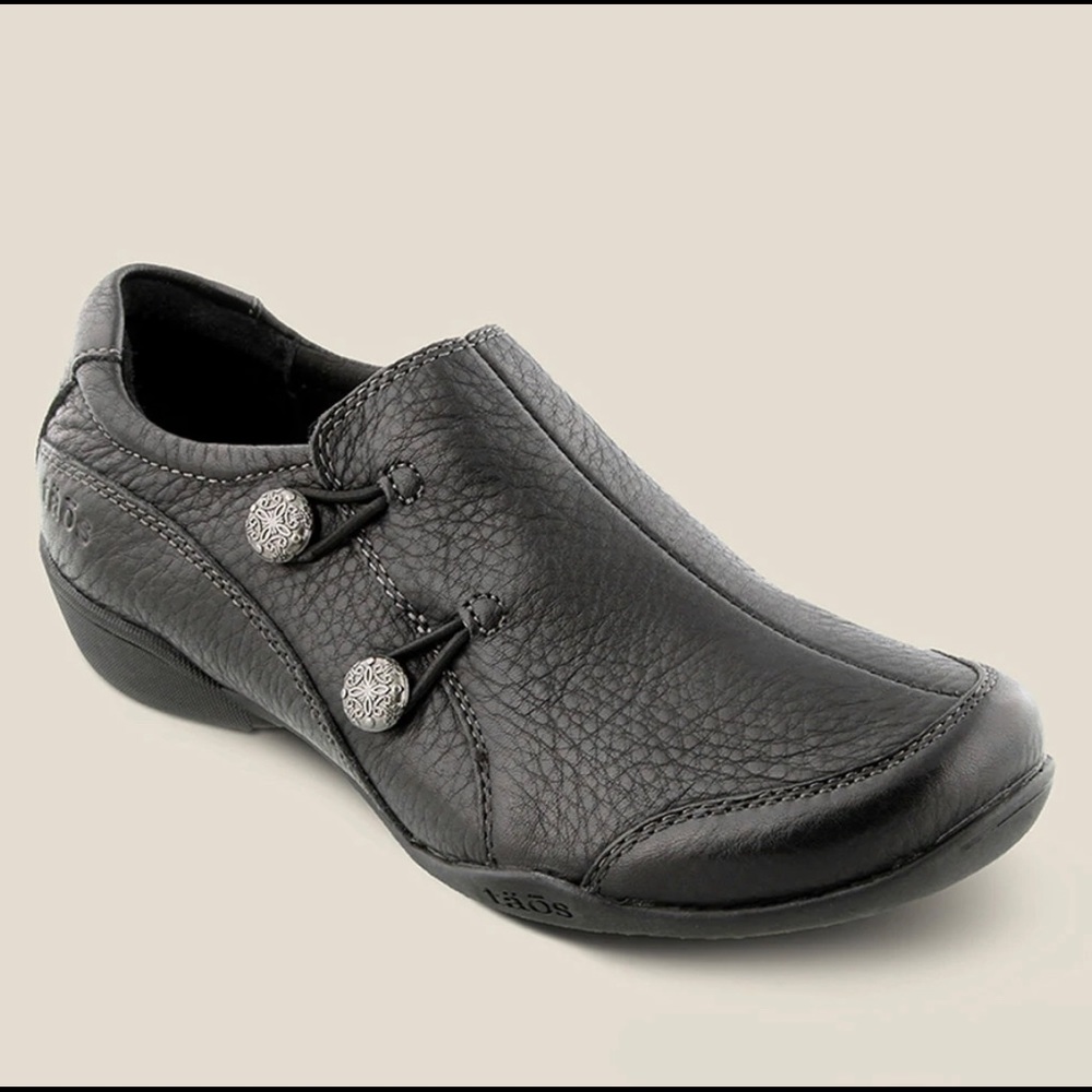 TAOS WOMENS ENCORE LEATHER CLOSED TOE, BLACK, SIZE 8W BRAND NEW WITH BOX .